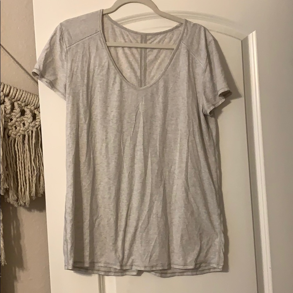 Lululemon workout top